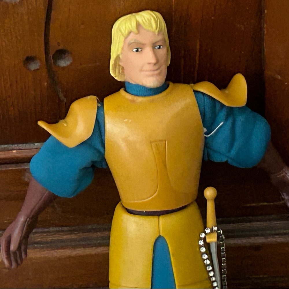 Disney doll Hunchback of Notre Dame 1996 - Picture 2 of 7